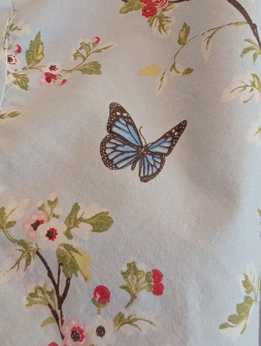 Vermont Country Store %100 Cotton Cottage Floral Butterfly Light Blue Med - Picture 6 of 9